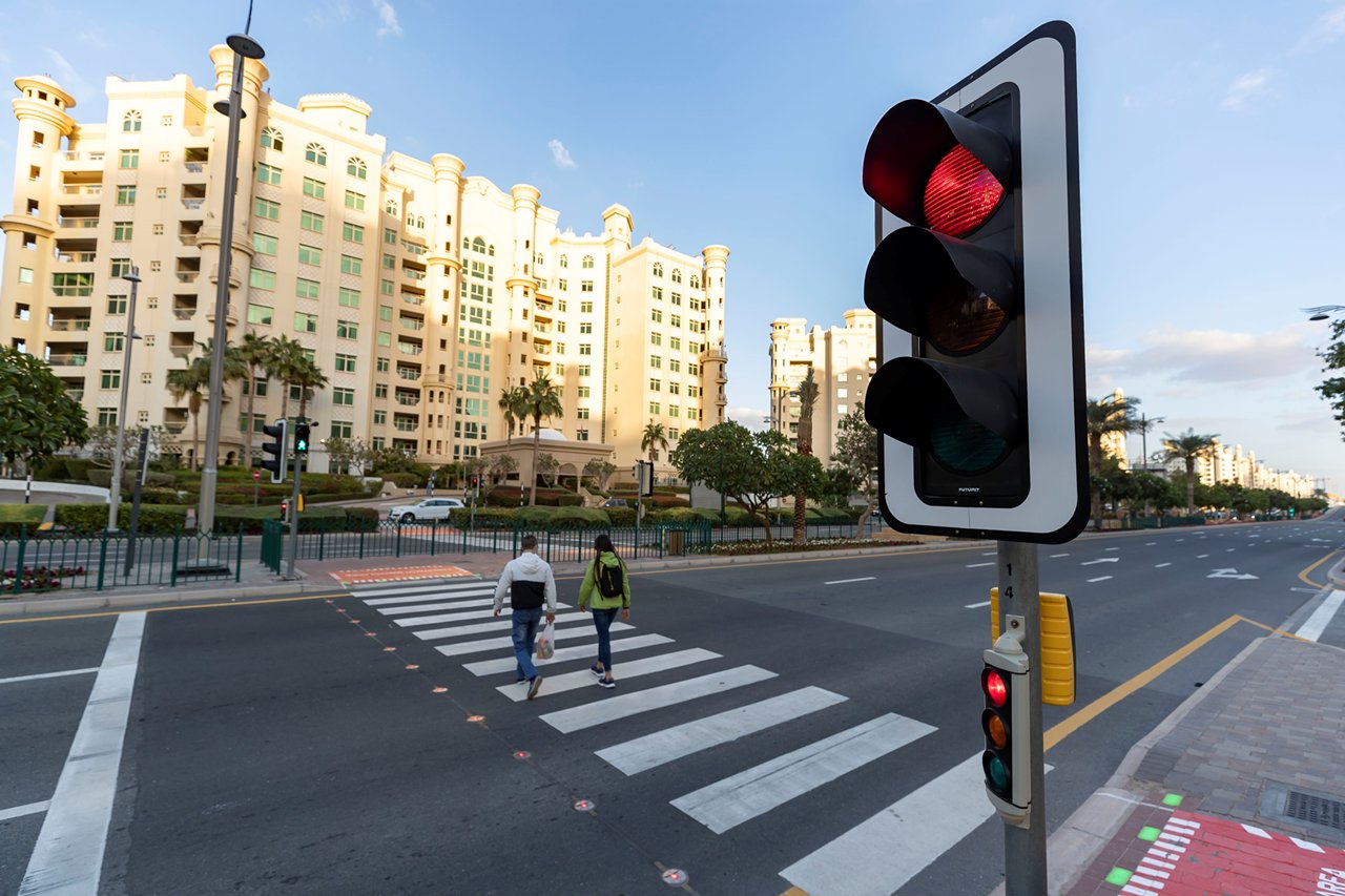 how do i know if i jumped a red light abu dhabi
